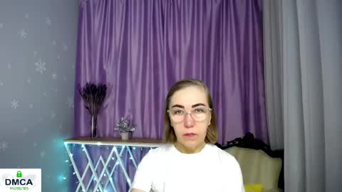 Snapshot of queen_a_n_i chatting on 04.27.26 A N I Ill be here on December 1st online show from 04.27.26