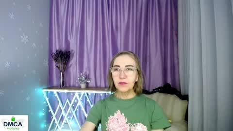 Snapshot of queen_a_n_i chatting on 05.04.26 A N I Ill be here on December 1st online show from 05.04.26