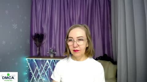 Snapshot of queen_a_n_i chatting on 05.08.26 A N I Ill be here on December 1st online show from 05.08.26