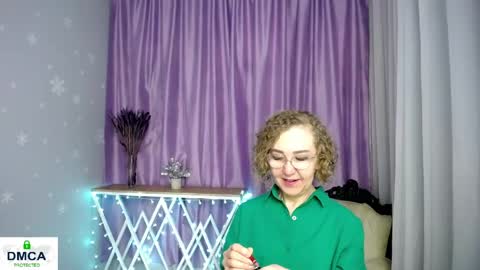 Snapshot of queen_a_n_i chatting on 05.16.26 A N I Ill be here on December 1st online show from 05.16.26