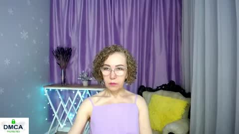 Snapshot of queen_a_n_i chatting on 05.17.26 A N I Ill be here on December 1st online show from 05.17.26