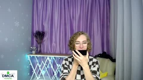Snapshot of queen_a_n_i chatting on 05.31.26 A N I Ill be here on December 1st online show from 05.31.26