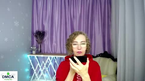 Snapshot of queen_a_n_i chatting on 06.06.26 A N I Ill be here on December 1st online show from 06.06.26