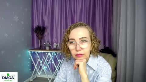 Snapshot of queen_a_n_i chatting on 07.09.26 A N I Ill be here on December 1st online show from 07.09.26