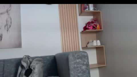 Snapshot of queen_adhara chatting on 05.20.26 ANTONELLA online show from 05.20.26