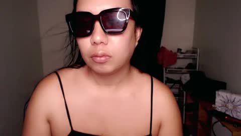 Snapshot of queen_dominatrixx chatting on 08.05.26 CASSANDRA online show from 08.05.26