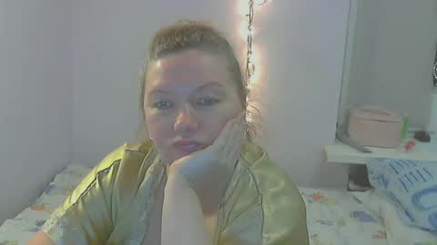Snapshot of queen_jane8 chatting on 12.29.24 queen_jane8 online show from 12.29.24