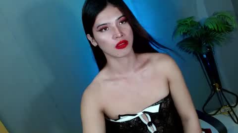 Kendal  online here from 6am-3pm philippine time online show from 02.15.25