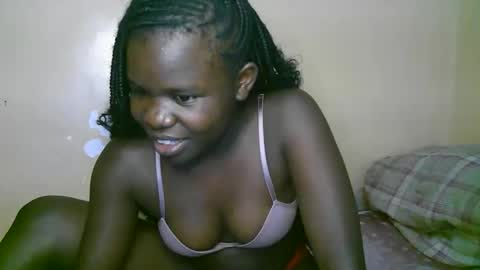 Snapshot of queen_latasha chatting on 02.16.26 queen_latasha online show from 02.16.26