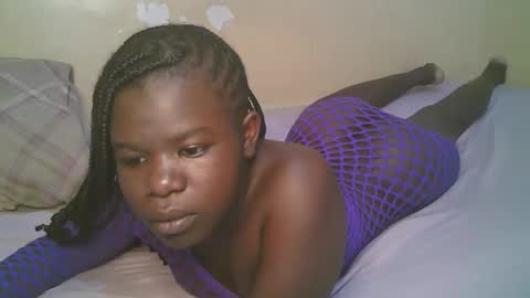 Snapshot of queen_latasha chatting on 05.07.26 queen_latasha online show from 05.07.26