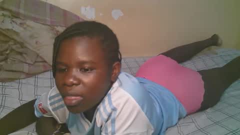 Snapshot of queen_latasha chatting on 05.12.26 queen_latasha online show from 05.12.26