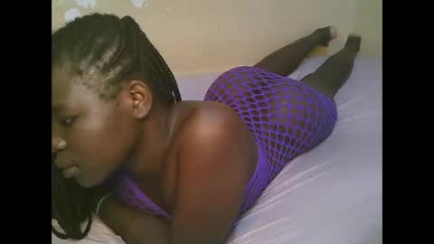 Snapshot of queen_latasha chatting on 05.22.26 queen_latasha online show from 05.22.26