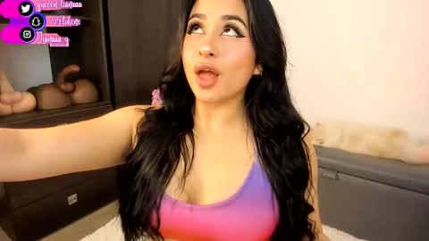 Snapshot of queen_liana chatting on 09.19.25 Liana online show from 09.19.25