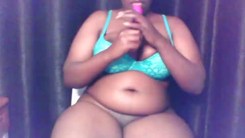 Snapshot of queen_melanine chatting on 07.11.26 QUEEN online show from 07.11.26