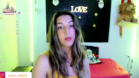 Snapshot of queen_natttyy chatting on 12.20.24 queen_natttyy online show from 12.20.24