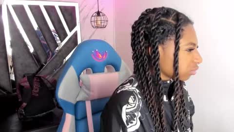   online show from 10.26.25