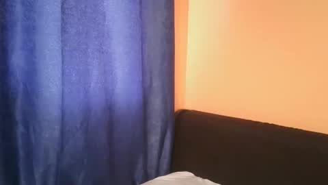 Snapshot of queen_sashavixen chatting on 11.17.25 queen_sashavixen online show from 11.17.25