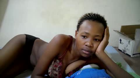 Snapshot of queen_slender chatting on 05.26.26 queen_slender online show from 05.26.26