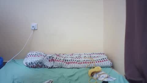 Snapshot of queen_winter chatting on 02.27.26 Winter online show from 02.27.26