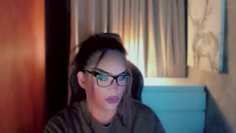Snapshot of queenarthalia chatting on 03.22.26 ARTHA online show from 03.22.26