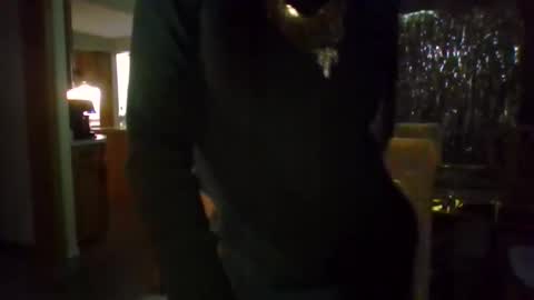 queenbee6269 online show from 01.02.25