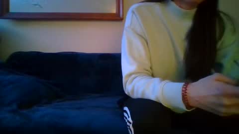 queenbee6269 online show from 02.14.25