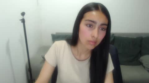 queenbyte_18 online show from 10.24.25
