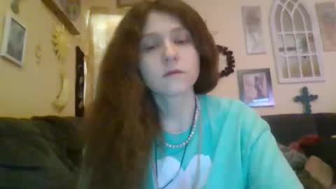 Snapshot of queencrimsonlvx chatting on 04.30.26 queencrimsonlvx online show from 04.30.26