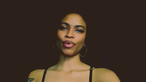 Sweet Goddess online show from 11.19.25