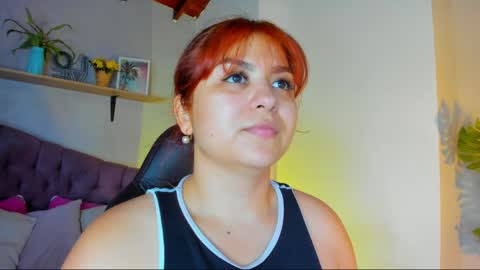 Snapshot of queengrett chatting on 04.26.26 Queen online show from 04.26.26