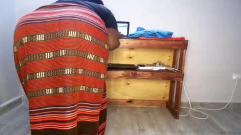 Nina online show from 10.19.25