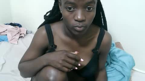 Snapshot of queenlatasha chatting on 05.20.26 Latasha online show from 05.20.26