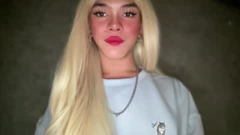 Snapshot of queenn_xxx chatting on 02.12.26 QUEEN online show from 02.12.26