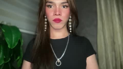 Snapshot of queenn_xxx chatting on 03.03.26 QUEEN online show from 03.03.26