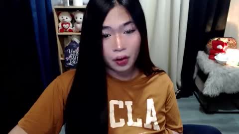 Mikka online show from 11.25.25