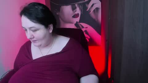 Snapshot of queenofhaze chatting on 06.12.26 you may simply address Me with Your Grace online show from 06.12.26