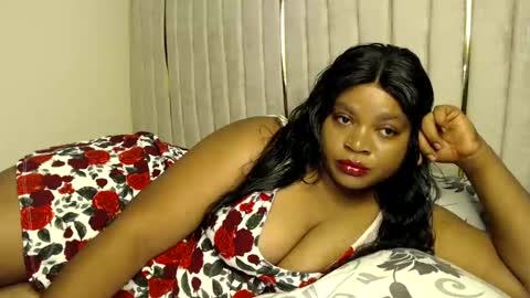 Snapshot of queenofsouls chatting on 12.09.24 . online show from 12.09.24