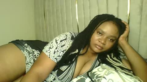 Snapshot of queenofsouls chatting on 12.21.24 . online show from 12.21.24