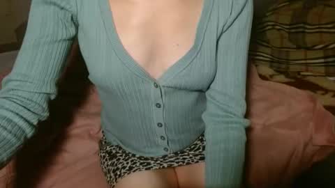 queenoftenderness online show from 11.21.25