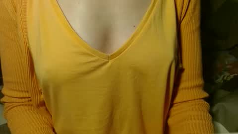 queenoftenderness online show from 03.26.26