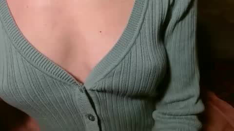 queenoftenderness online show from 04.16.26