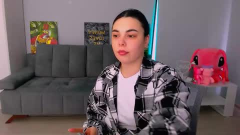 Snapshot of queenofthesense chatting on 02.13.26 Patricia online show from 02.13.26