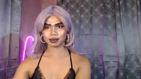 Snapshot of queenpinayebony_xx chatting on 04.25.26 queenpinayebony_xx online show from 04.25.26