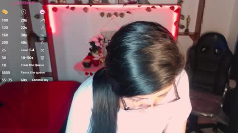 Snapshot of queenrose94 chatting on 03.24.26 queenrose94 online show from 03.24.26