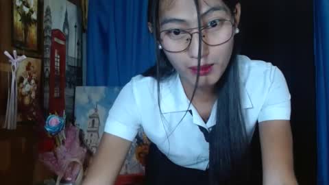 queensteffi online show from 12.14.24