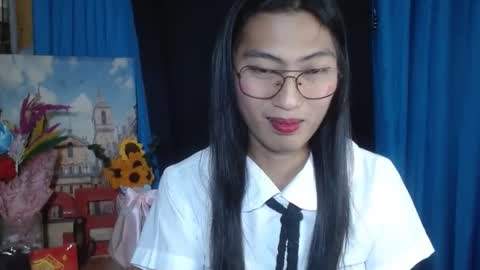 queensteffi online show from 01.07.25