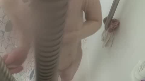 Snapshot of queenstonermami chatting on 03.10.25 queenstonermami online show from 03.10.25