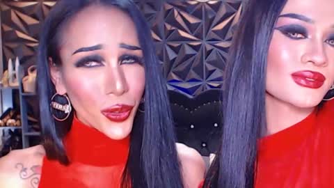 Snapshot of queenvalentinats chatting on 02.15.25 ValentinaMoone online show from 02.15.25