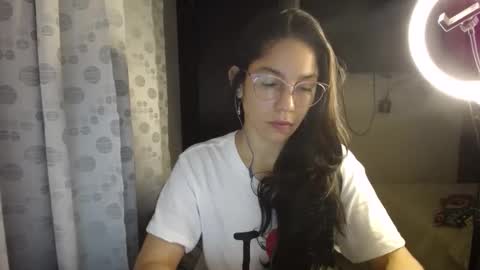 Paola online show from 01.21.25