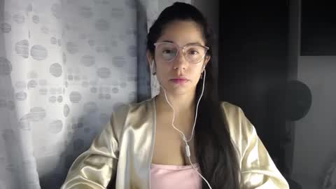 Snapshot of queenvictoria2023 chatting on 03.30.26 Paola online show from 03.30.26